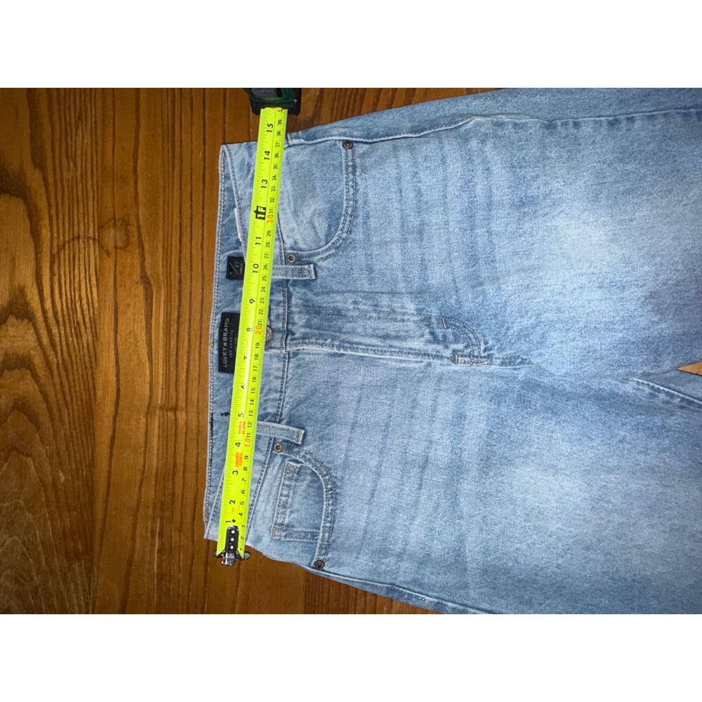 Lucky Brand High Rise Mom Jean Drew Light Wash Distressed Raw Hem Womens Size 27 - Picture 5 of 8